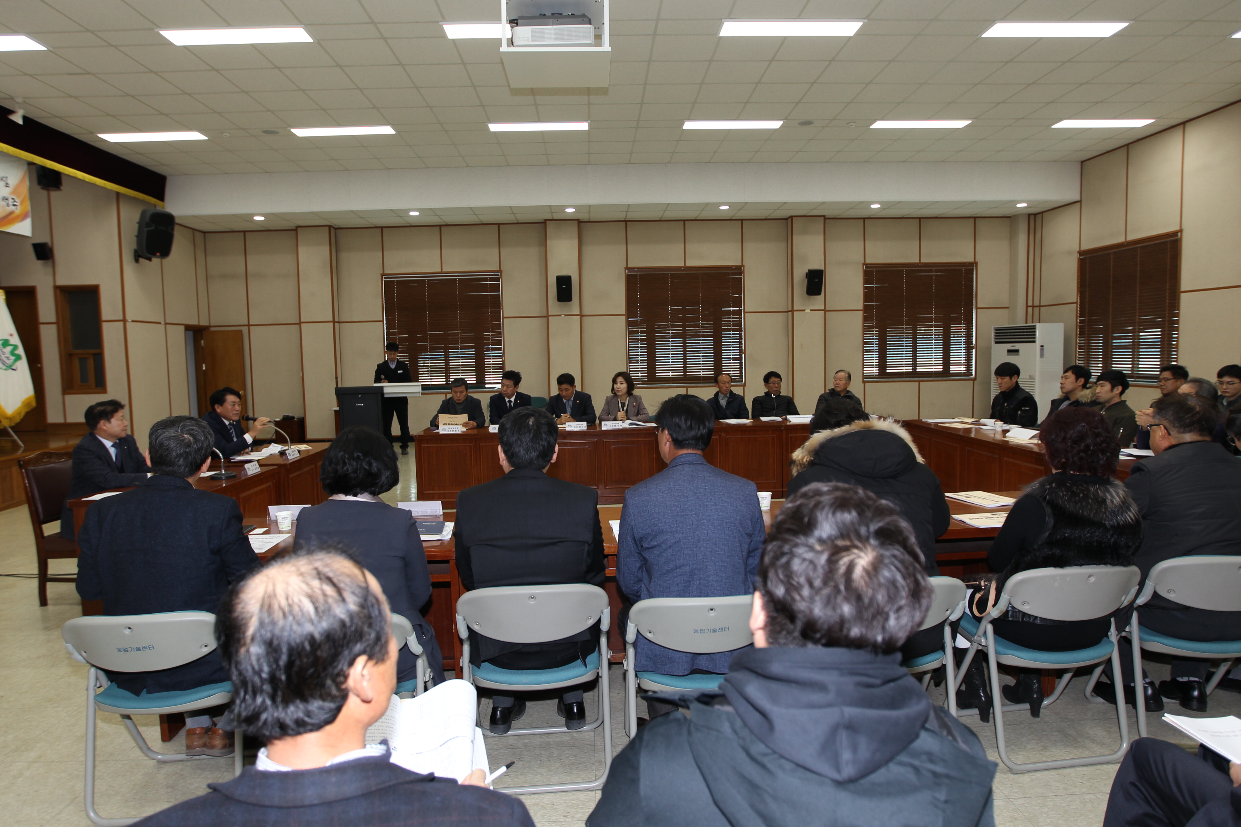 성주군의회, 성주참외 사료화 시범사업 결과평가회 참석