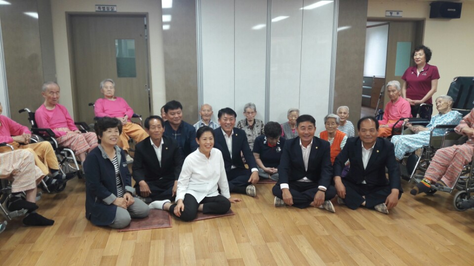 성주군의회, 추석맞아 사회복지시설 위문