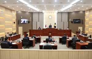 사진 025A8130---.jpg